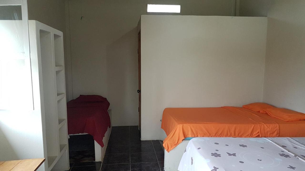Montanita Garden Hostal Eksteriør bilde